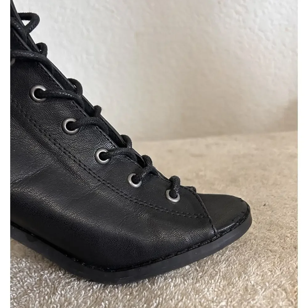 Breckelles Tina-15 SZ 8 Black Lace Up Boot Open Toe Block Heel Zip Faux Leather